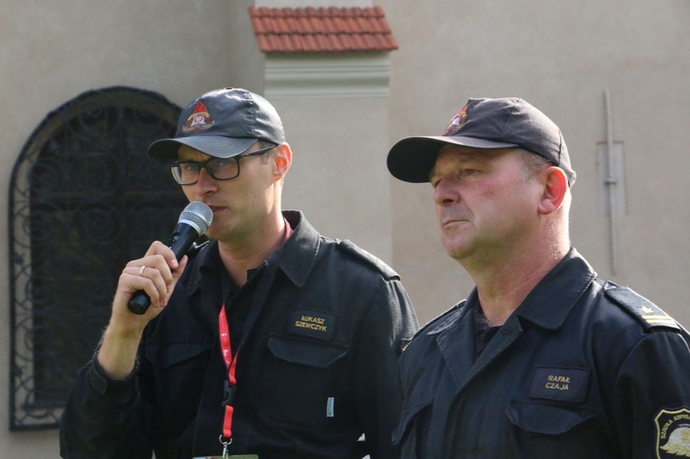 Ćwiczenia strażackie w klasztorze franciszkanów w Krakowie