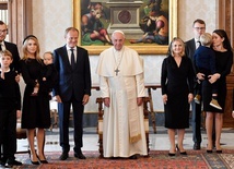 Papież rozmawiał z Tuskiem o migracjach i przyszłości Unii