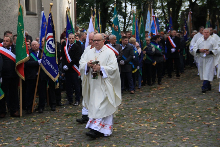 Pielgrzymka hodowców gołębi i orkiestr kalwaryjskich