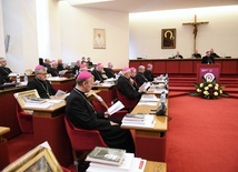 Nowe decyzje personalne episkopatu