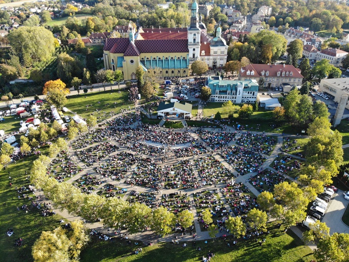 Zdejmijmy wygodne buty współczesności