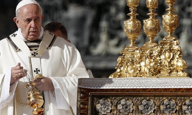 Papież na kanonizacji: Tylko spotkanie z Jezusem zbawia 