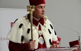 Doktorat honoris causa UPJPII dla kard. Zenona Grocholewskiego