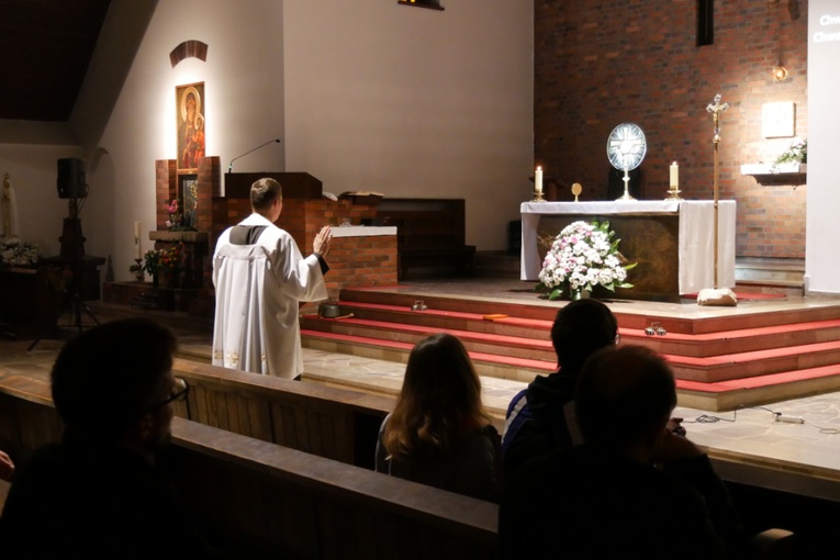 Modlitwa w intencji kapłanów w Straszynie