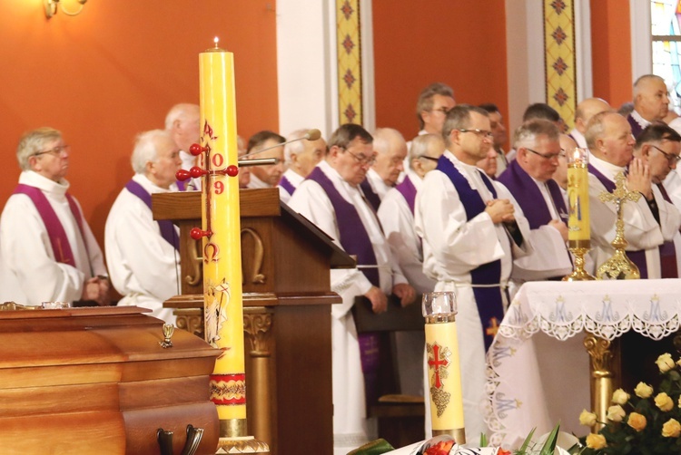 Pogrzeb śp. ks. prał. Kazimierza Malagi