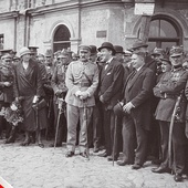 Pokolenie legionistów Piłsudskiego kojarzymy z odzyskaniem niepodległości w 1918 r.