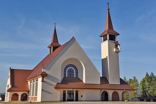 Kościół pw. Miłosierdzia Bożego był budowany 16 lat.