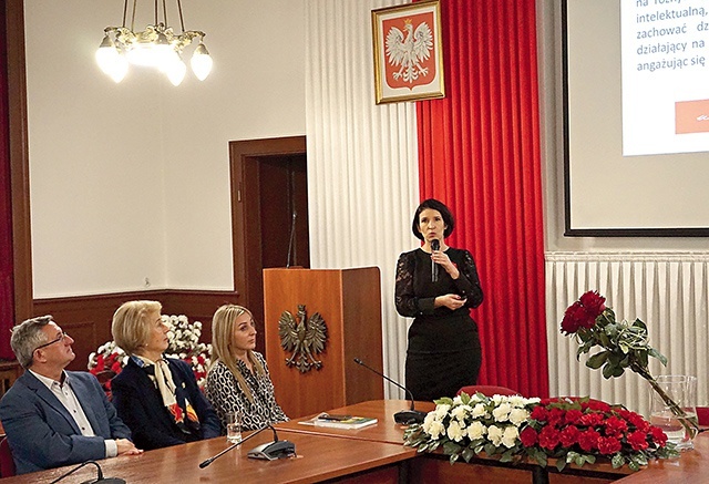 Alicja Przepiórska prezentowała założenia projektu.