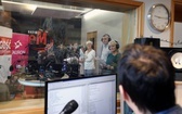 Tauron nagrywa kolędy w studiu Radia eM