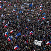 W Czechach największe społeczne protesty od czasów 1989 r. Ale władze wciąż trzymają się mocno