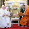 Franciszek i Somdej Phra Maha Muneewong 