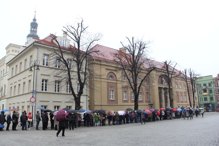 Zabytkowy Teatr Miejski w Głogowie otwarty pierwszy raz po wojnie