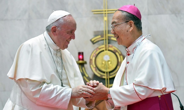 Papież kończy wizytę w Tajlandii i wyrusza do Japonii