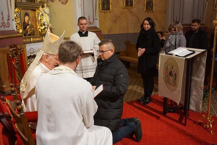 Zakończenie katechez neokatechumenalnych