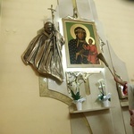 Gnojnik. Poświęcenie ołtarza MB Częstochowskiej i św. Jana Pawła II