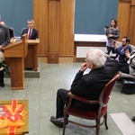 Ks. Henryk Bolczyk przyjmuje honorowe obywatelstwo Rudy Śl.