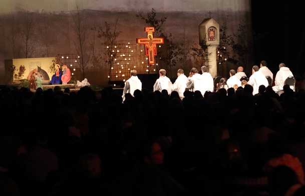 ESM we Wrocławiu: Transmisja modlitwy śpiewami z Taizé (26 grudnia)