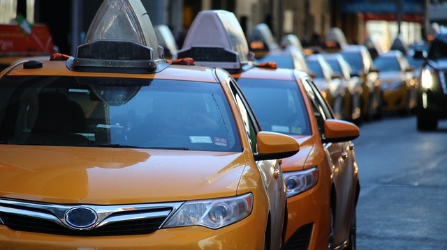 Wchodzi w życie nowela ustawy o transporcie drogowym, tzw. lex Uber