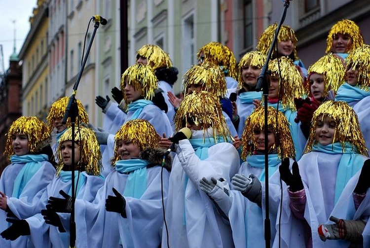 Pamiętacie chór aniołów z Orszaku Trzech Króli we Wrocławiu? To schola Totus Tuus