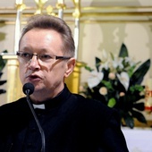 Ks. dr Jacek Kucharski, diecezjalny moderator Dzieła Biblijnego.