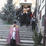 Ostatnie pożegnanie śp. Stefana Jakubowskiego, budowniczego kaplicy na Groniu Jana Pawła II