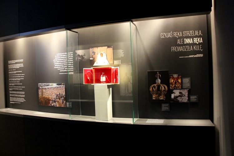 Muzeum Jana Pawła II i Prymasa Wyszyńskiego otwarte dla zwiedzających grup