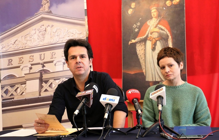 O "Kazikach" opowiadali Monika Żurek i Marcin Kępa.