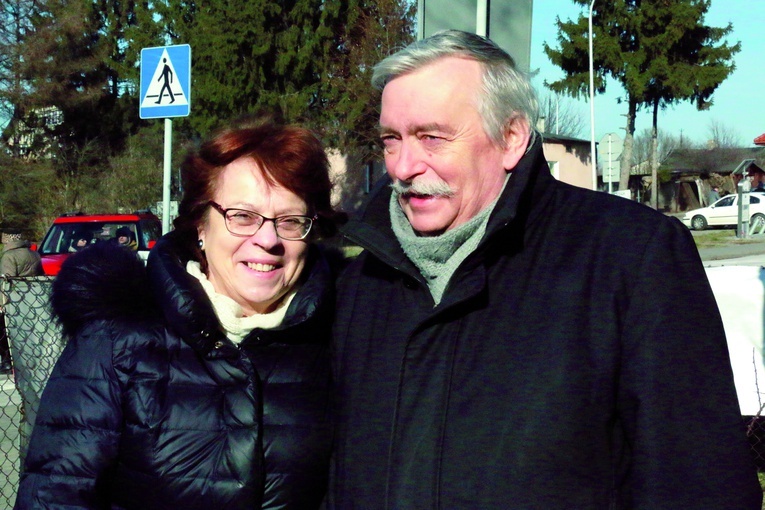 ▲	Bożena i Tomasz Białopiotrowiczowie są we wspólnocie  od 40 lat.