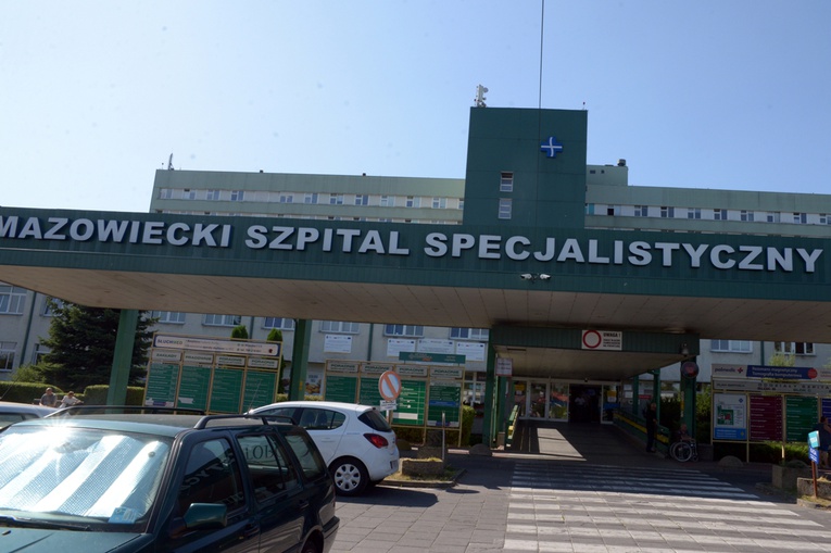 Obostrzenia w Mazowieckim Szpitalu Specjalistycznym w Radomiu spowodowane są dużym zagrożeniem epidemiologicznym.