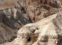 W Qumran