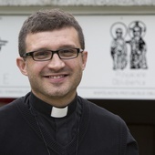 Ks. Krzysztof Kralka jest dyrektorem Pallotyńskiej Szkoły Nowej Ewangelizacji.