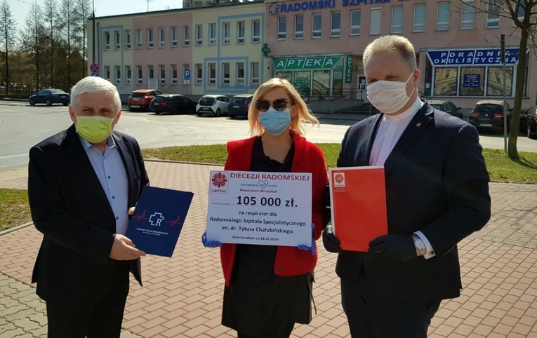 To drugi respirator, na jaki udało się zebrać pieniądze dzięki zaangażowaniu diecezji radomskiej.