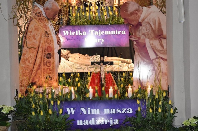 Parafia pw. Wniebowzięcia NMP w Szczawnie-Zdroju