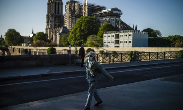 Pierwsza rocznica pożaru katedry Notre Dame