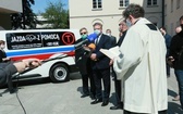 KUL przekazał szpitalowi nowy ambulans