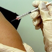 Ruszyły pierwsze w Europie testy na ludziach szczepionki na Covid-19