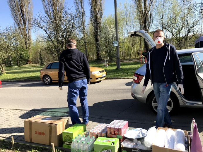 Bochnia. Dominikanki i ks. Piotr przekazali pałeczkę dominikanom