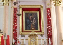 23 maja przed obrazem Matki Bożej zawierzymy wspólnotę Dzieła Dzielnych Kobiet i niewiast diecezji łowickiej. 