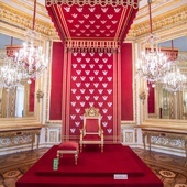 Zamek Królewski w Warszawie można zwiedzać zmienioną trasą.