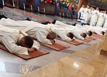 Alleluja! Mamy dziesięciu nowych kapłanów Kościoła katolickiego