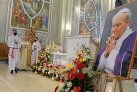 Rocznicowej Mszy św. przewodniczył bp Henryk Tomasik.