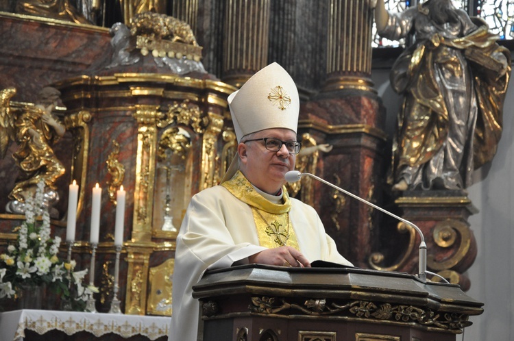 Zmiany w dekrecie biskupa opolskiego