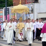 Olsztyn. Centralna procesja Bożego Ciała