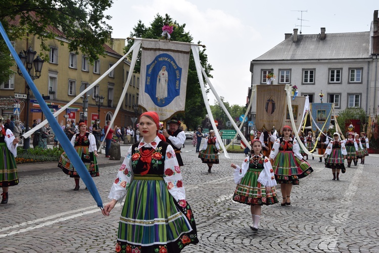 Boże Ciało w Łowiczu - procesja