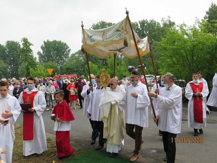 Bełchów. Żywe monstrancje