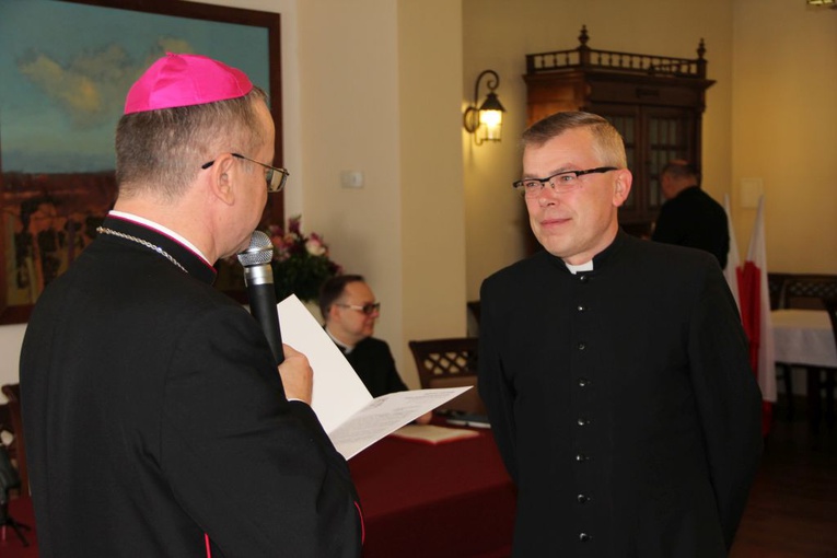 Bp Lityński wręczył dekrety dla proboszczów i administratorów parafii