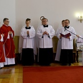 W imieniu społeczności seminaryjnej za miniony rok dziękował al. Filip Kochanowski. Kleryk V roku i wicedziekan alumnatu złożył również życzenia wakacyjnym solenizantom.