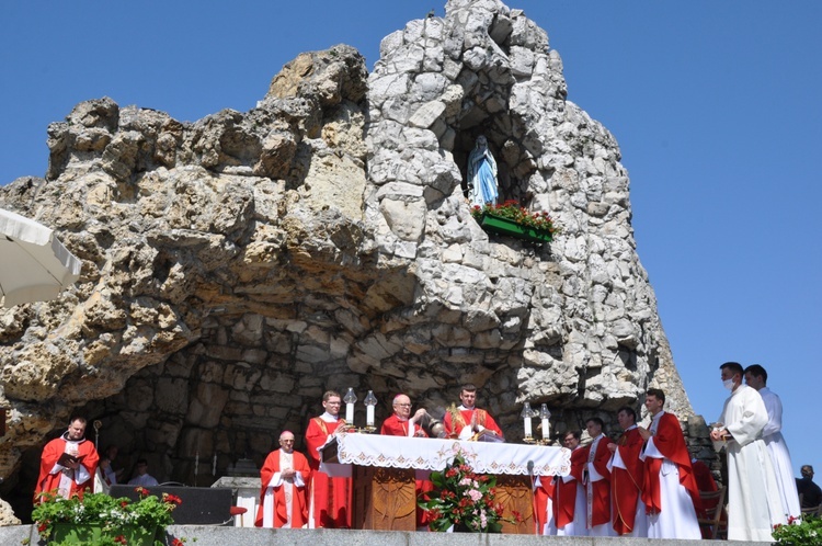 Pielgrzymka mężczyzn i młodzieńców na Górę Świętej Anny