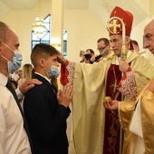 Bierzmowanie miało miejsce w sanktuarium Matki Bożej Przydonickiej.