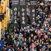 Protesty w Hongkongu; policja użyła armatki wodnej i gazu pieprzowego